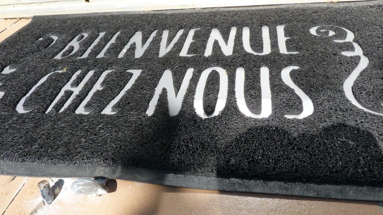 Le Mas De La Diligence Mirabeau  Buitenkant foto